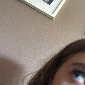 Meet your Posher, Madelyn